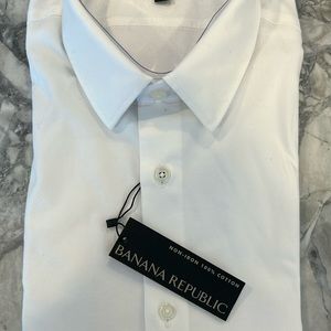 Men’s banana republic dress shirt